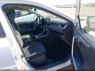Toyota RAV4 Le Image 3