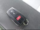 Toyota Prius Two Image 11