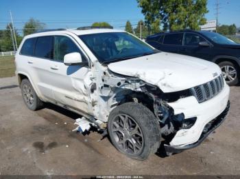  Salvage Jeep Grand Cherokee