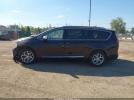 Chrysler Pacifica Limited Image 16
