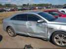 Ford Taurus Sel Image 10