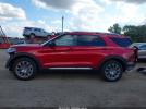 Ford Explorer Platinum Image 13