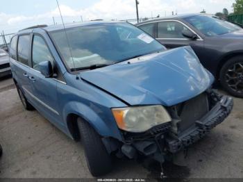  Salvage Chrysler Town & Country