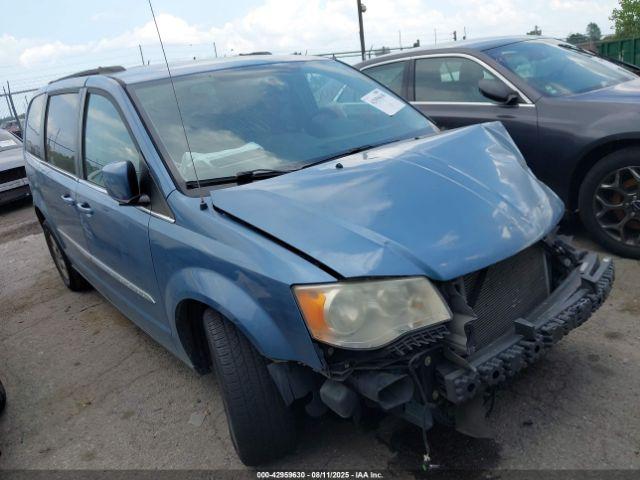  Salvage Chrysler Town & Country