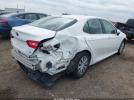 Toyota Camry Le Hybrid Image 9