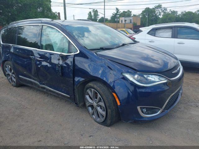  Salvage Chrysler Pacifica
