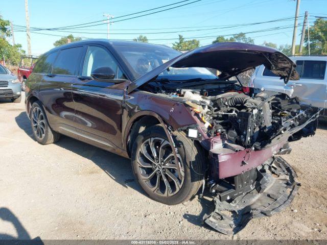  Salvage Lincoln Nautilus