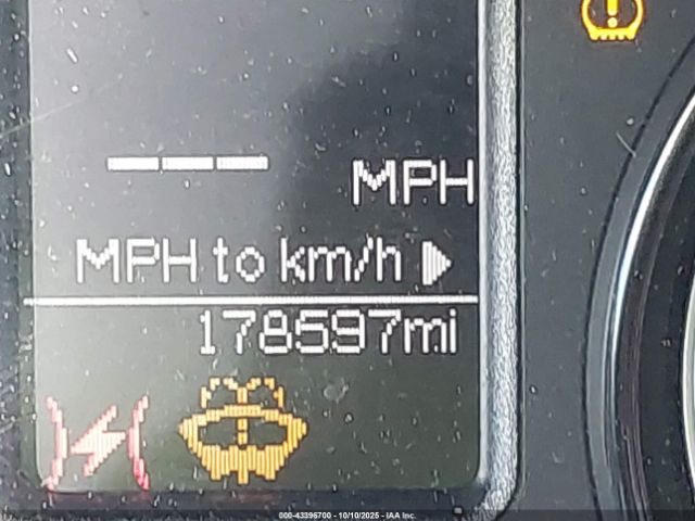 Ram 1500 Slt  4x4 5'7 Box Image 11