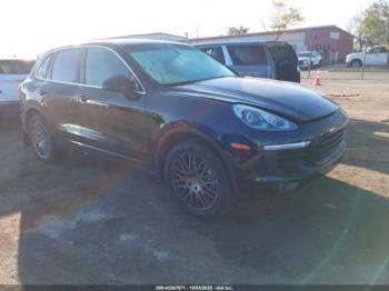 Salvage Porsche Cayenne