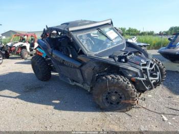  Salvage Can-Am Maverick X3