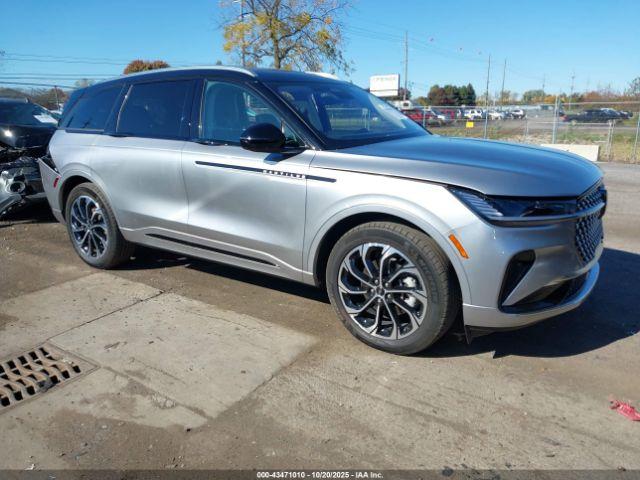  Salvage Lincoln Nautilus