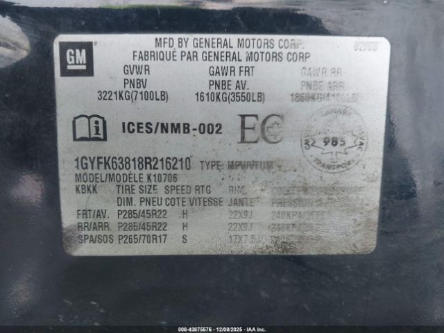 Cadillac Escalade Standard Image 6