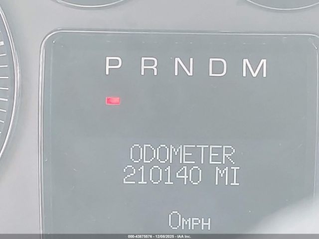 Cadillac Escalade Standard Image 2