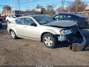  Salvage Dodge Avenger