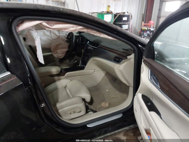 Cadillac XTS Premium Image 10