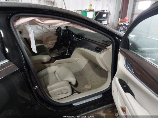 Cadillac XTS Premium Image 10