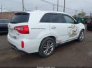 Kia Sorento Limited V6 Image 3