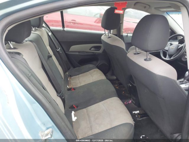 Chevrolet Cruze Ls Image 7