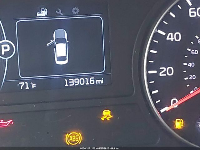 Kia Optima Lx Image 9