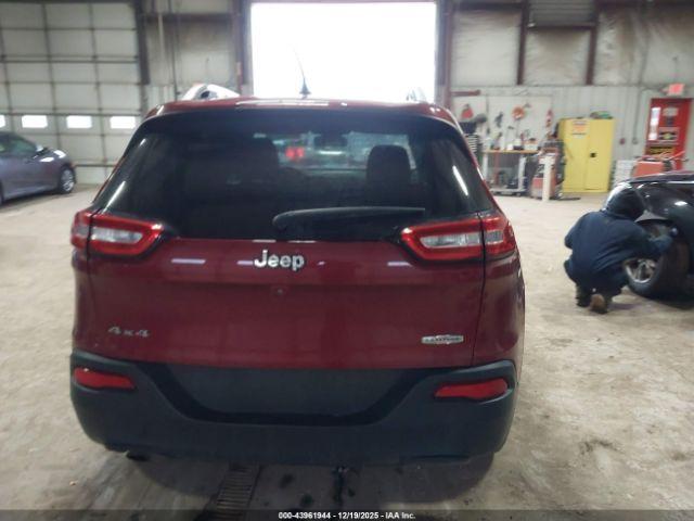 Jeep Cherokee Latitude Image 14