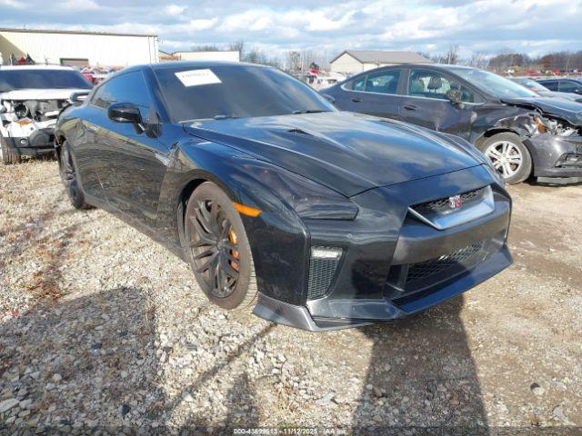  Salvage Nissan GT-R