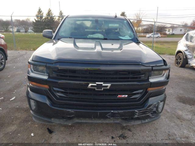 Chevrolet Silverado 1500 Image 15