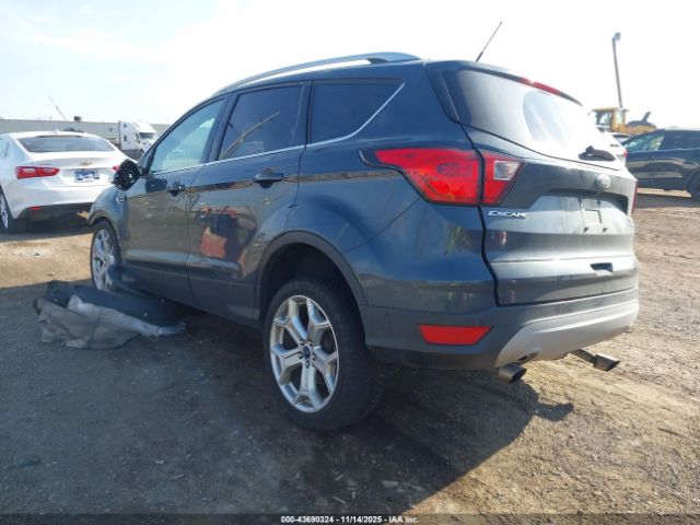 Ford Escape Titanium Image 5