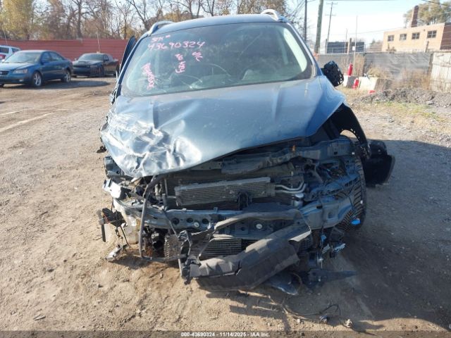 Ford Escape Titanium Image 11