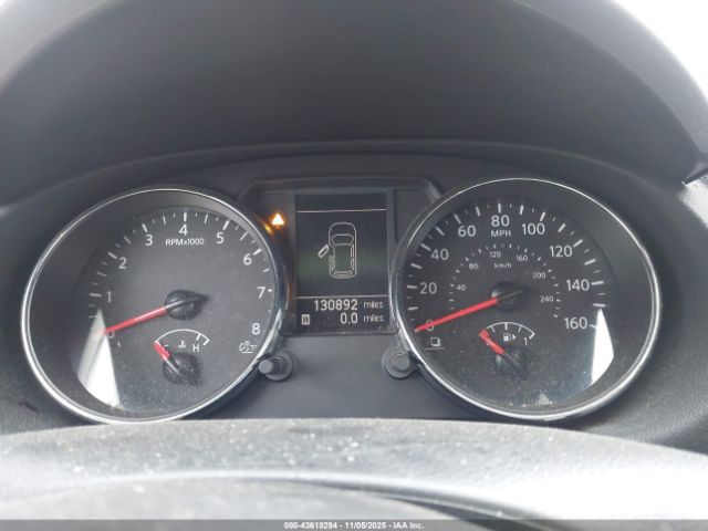 Nissan Rogue Image 10