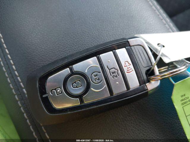 Ford Escape Active Image 9