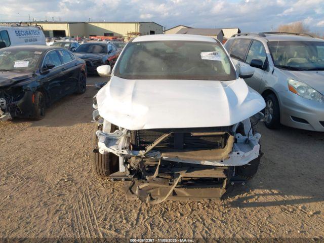 Ford Escape Active Image 12