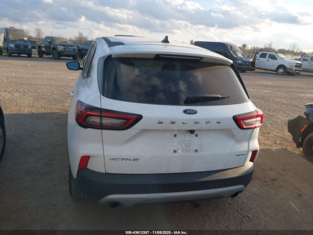 Ford Escape Active Image 15
