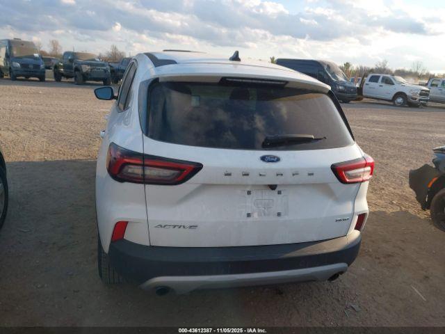 Ford Escape Active Image 15