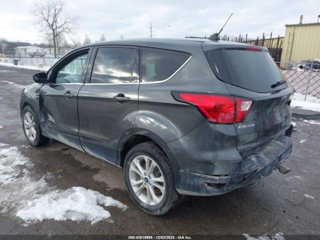 Ford Escape Se Image 4