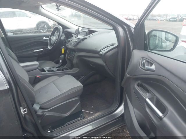 Ford Escape Se Image 8