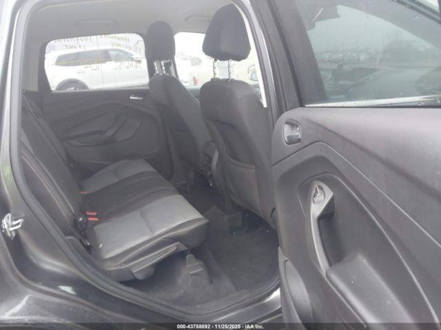 Ford Escape Se Image 2