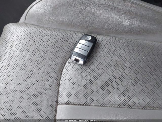 Kia Optima Ex Image 5