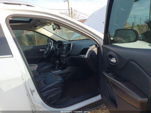 Jeep Cherokee Limited Image 3