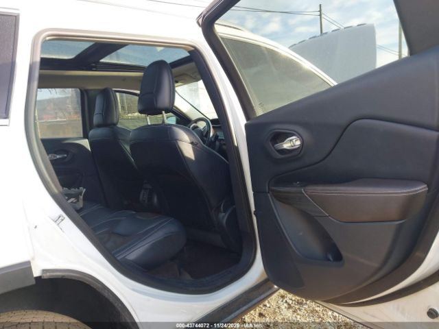 Jeep Cherokee Limited Image 6