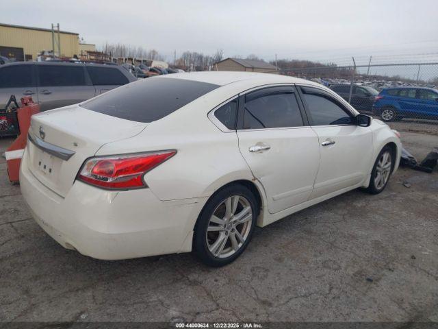 Nissan Altima 2.5 S Image 4