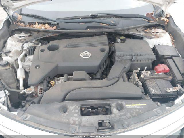 Nissan Altima 2.5 S Image 11