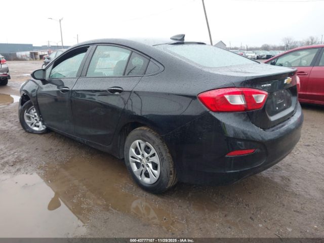 Chevrolet Cruze Ls Image 6