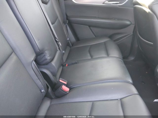 Cadillac XT5 Luxury Image 5