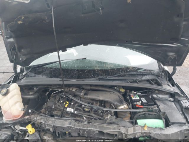 Ford Focus St Image 12