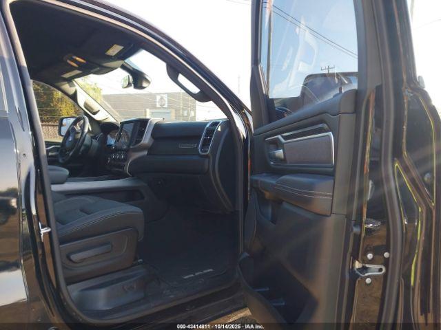 Ram 1500 Big Horn  4x4 5'7 Box Image 4