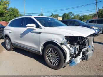  Salvage Lincoln Nautilus