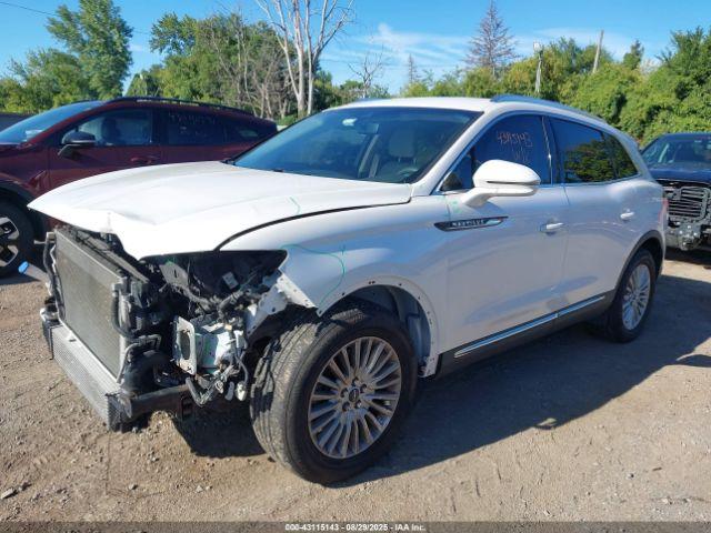 Lincoln Nautilus Standard Image 10