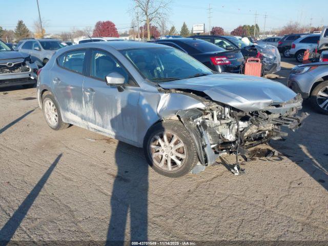  Salvage Mazda Mazda3