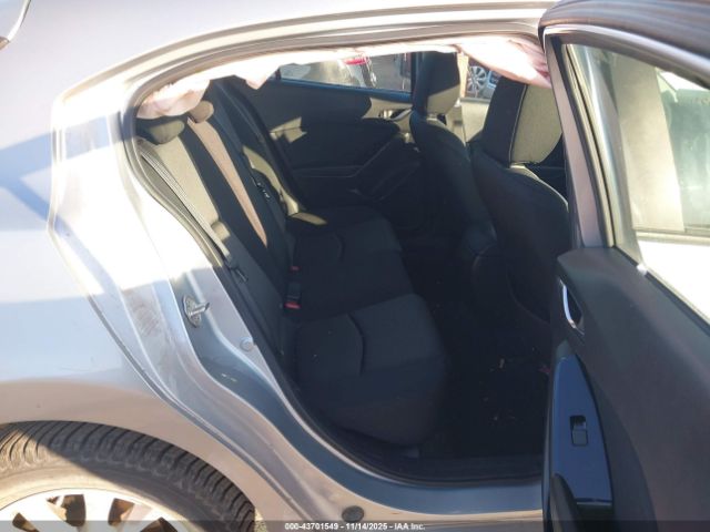 Mazda Mazda3 Sport Image 8