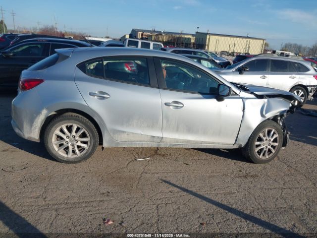 Mazda Mazda3 Sport Image 7